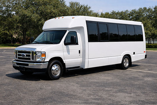 18-passenger minibus rental Pullman TX